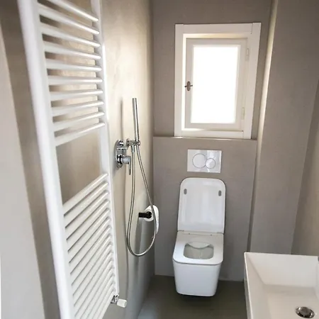 Newly Restored, Historic & Bright Apartment,3 Bed 아파트