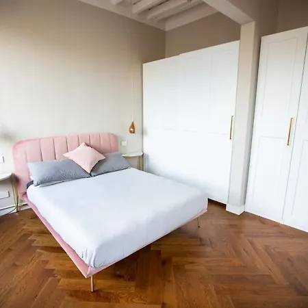아파트 Newly Restored, Historic & Bright Apartment,3 Bed 피렌체