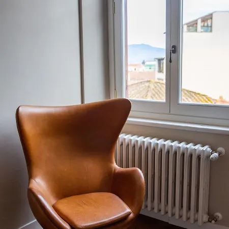 Newly Restored, Historic & Bright Apartment,3 Bed Apartment Florence