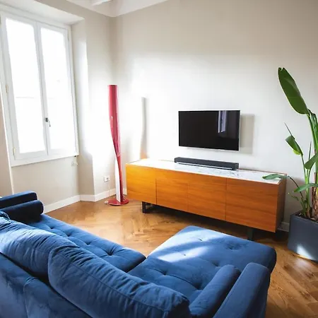 Newly Restored, Historic & Bright Apartment,3 Bed * Florence