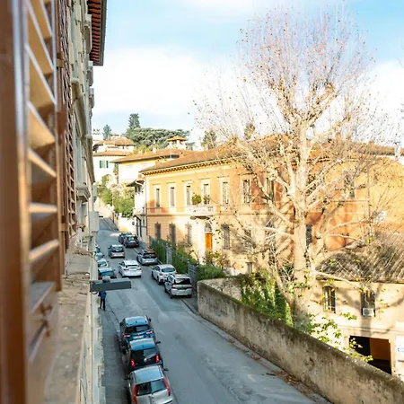 Newly Restored, Historic & Bright Apartment,3 Bed * Florence